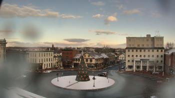 Weather camera view of Blue and Gray Bar and Grill.