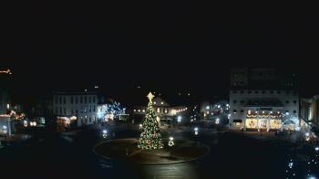 Weather camera view of Blue and Gray Bar and Grill.