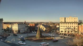 Weather camera view of Blue and Gray Bar and Grill.
