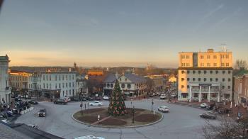 Weather camera view of Blue and Gray Bar and Grill.
