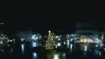 Weather camera view of Blue and Gray Bar and Grill.