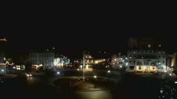 Weather camera view of Blue and Gray Bar and Grill.