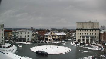 Weather camera view of Blue and Gray Bar and Grill.