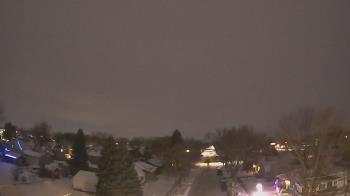 Weather camera view of Sibley East Middle and High School.