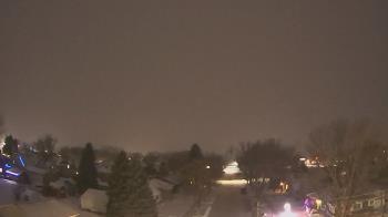 Weather camera view of Sibley East Middle and High School.