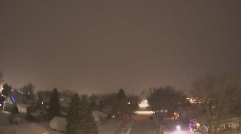 Weather camera view of Sibley East Middle and High School.