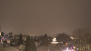 Weather camera view of Sibley East Middle and High School.