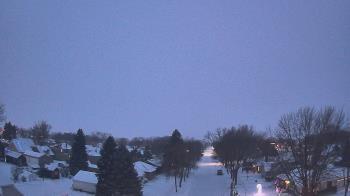 Weather camera view of Sibley East Middle and High School.