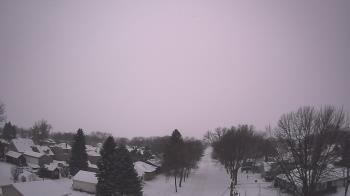 Weather camera view of Sibley East Middle and High School.