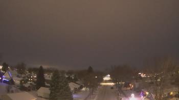 Weather camera view of Sibley East Middle and High School.