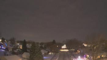 Weather camera view of Sibley East Middle and High School.