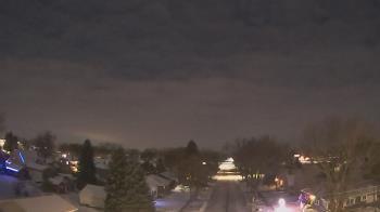 Weather camera view of Sibley East Middle and High School.
