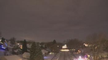Weather camera view of Sibley East Middle and High School.