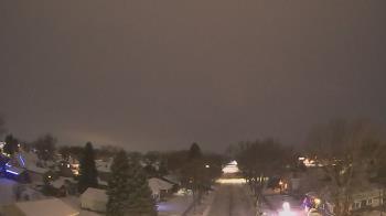 Weather camera view of Sibley East Middle and High School.