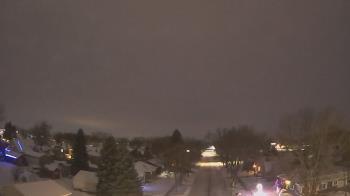 Weather camera view of Sibley East Middle and High School.