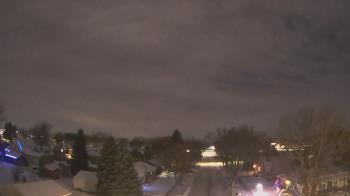 Weather camera view of Sibley East Middle and High School.