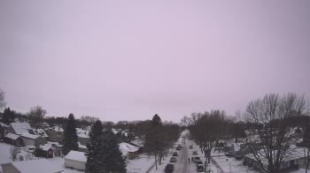 Weather camera view of Sibley East Middle and High School.