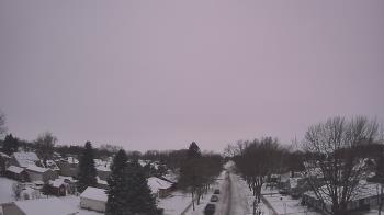 Weather camera view of Sibley East Middle and High School.