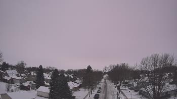Weather camera view of Sibley East Middle and High School.