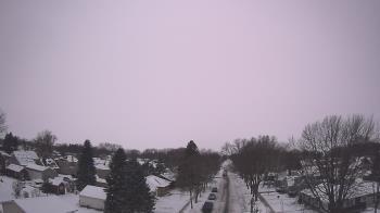 Weather camera view of Sibley East Middle and High School.