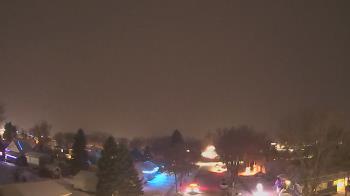 Weather camera view of Sibley East Middle and High School.