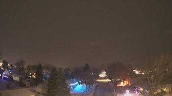 Weather camera view of Sibley East Middle and High School.