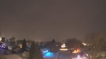Weather camera view of Sibley East Middle and High School.