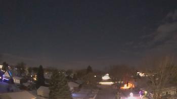 Weather camera view of Sibley East Middle and High School.