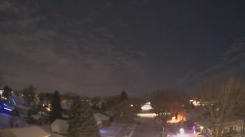 Weather camera view of Sibley East Middle and High School.