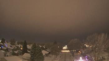 Weather camera view of Sibley East Middle and High School.