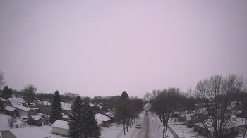 Weather camera view of Sibley East Middle and High School.