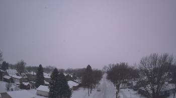 Weather camera view of Sibley East Middle and High School.
