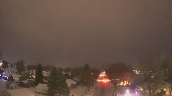 Weather camera view of Sibley East Middle and High School.