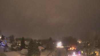 Weather camera view of Sibley East Middle and High School.