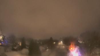 Weather camera view of Sibley East Middle and High School.