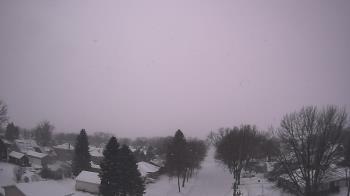 Weather camera view of Sibley East Middle and High School.
