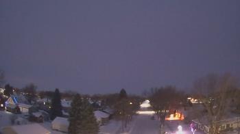 Weather camera view of Sibley East Middle and High School.