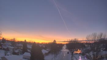 Weather camera view of Sibley East Middle and High School.