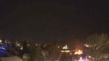 Weather camera view of Sibley East Middle and High School.