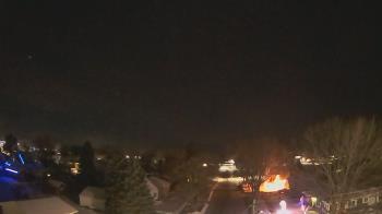 Weather camera view of Sibley East Middle and High School.