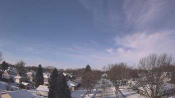 Weather camera view of Sibley East Middle and High School.