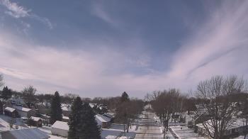 Weather camera view of Sibley East Middle and High School.