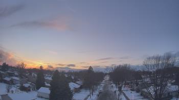 Weather camera view of Sibley East Middle and High School.