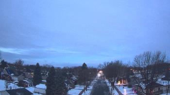 Weather camera view of Sibley East Middle and High School.