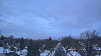 Weather camera view of Sibley East Middle and High School.