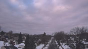 Weather camera view of Sibley East Middle and High School.