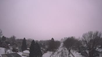 Weather camera view of Sibley East Middle and High School.