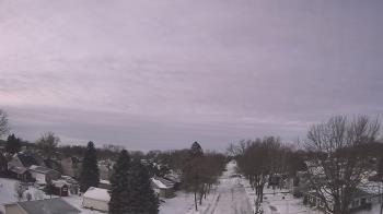 Weather camera view of Sibley East Middle and High School.