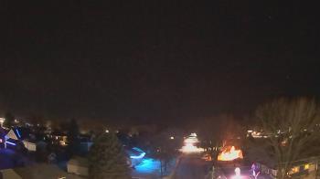 Weather camera view of Sibley East Middle and High School.