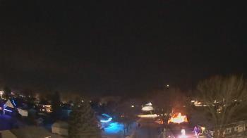 Weather camera view of Sibley East Middle and High School.